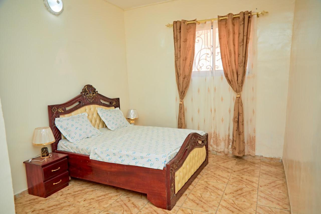 Residence Verone - Appartement Meublés Yaoundé Exterior foto